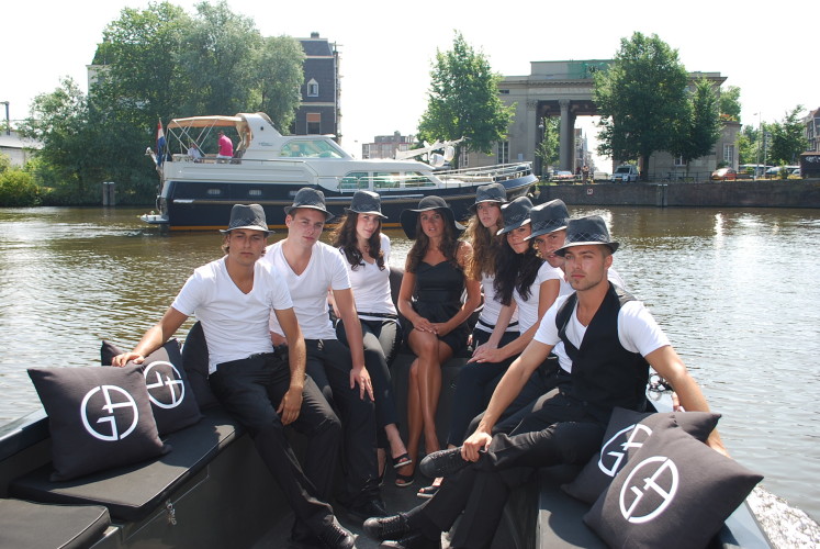 Modellen Giorgio Armani Acqua di Gioía