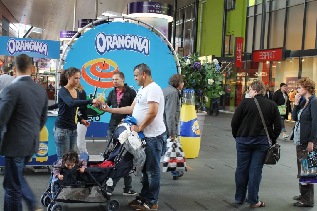 Sampling campagne ‘Dansen in de straten met Orangina’!