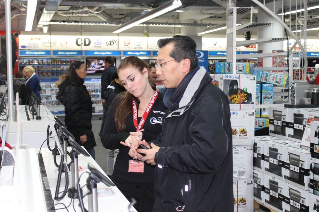 Sales promotors TomTom Mediamarkt en Saturn