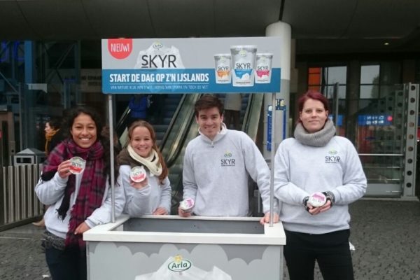 Arla Skyr “Start de dag op z’n IJslands” stations sampling