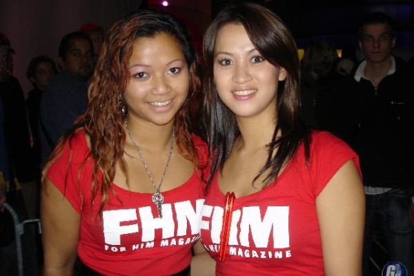 Photomarketing FHM Gameplay