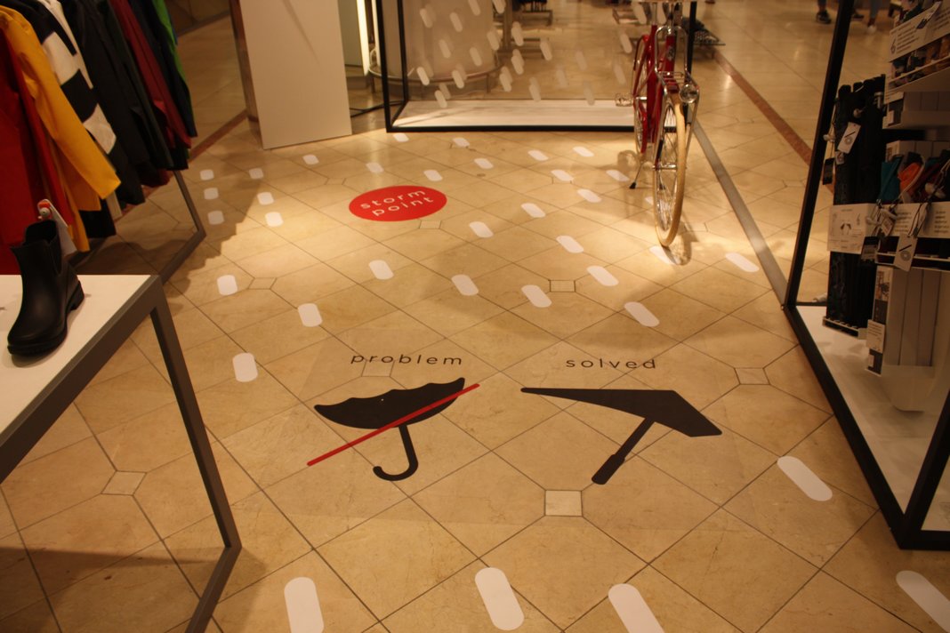 Senz Umbrella’s winkeldemonstratie